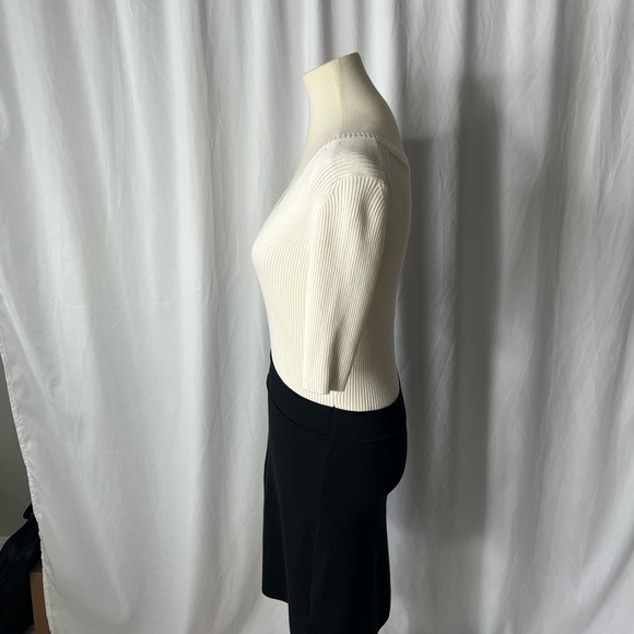 Venus Black and Cream V-neck Sweater Mini Dress - size Medium - Picture 5 of 9